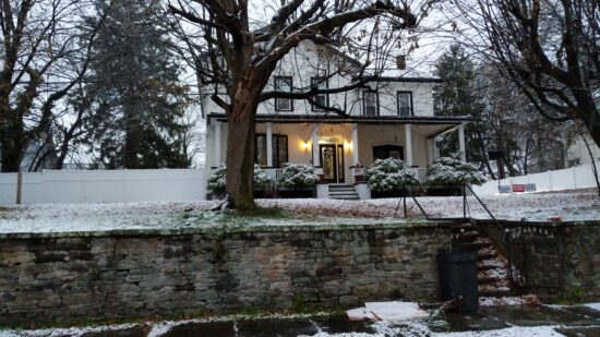 PXL_20221211_213044986