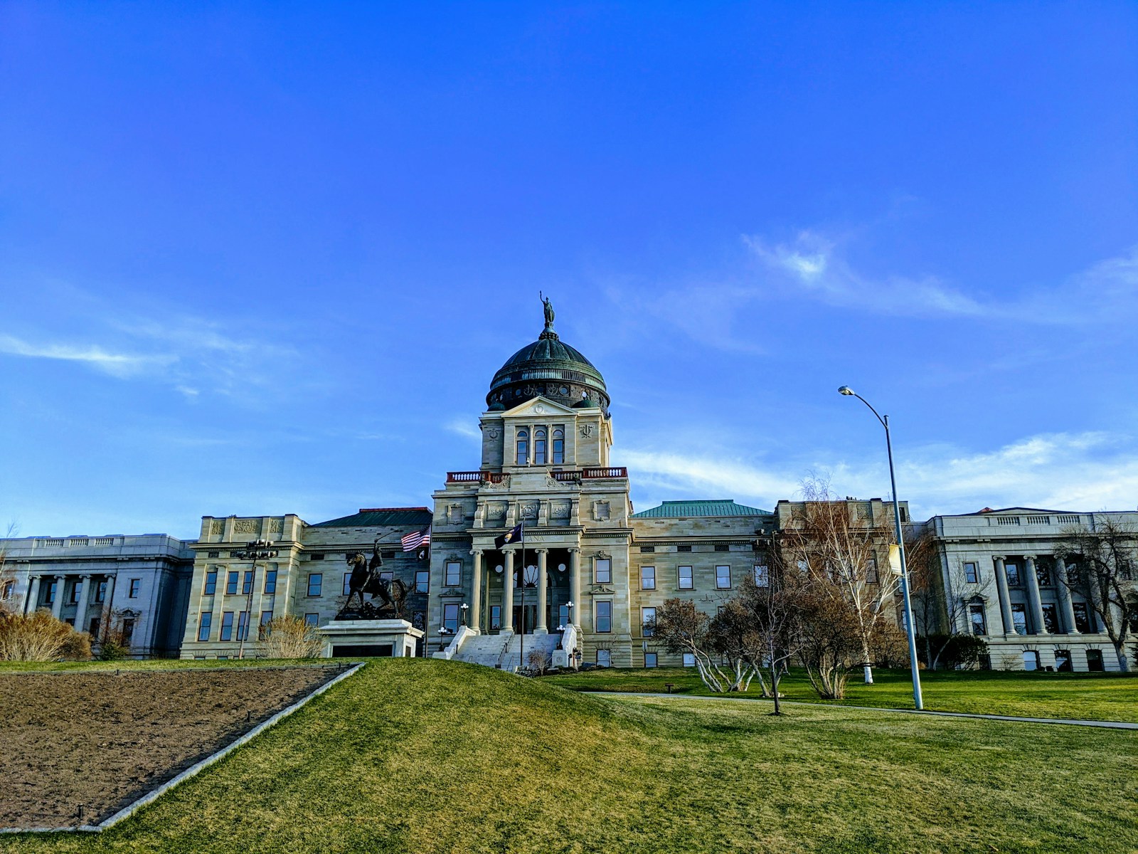 1773841739-17884-44-lxb_photoQnXJCKEHHMQlxb_photo-